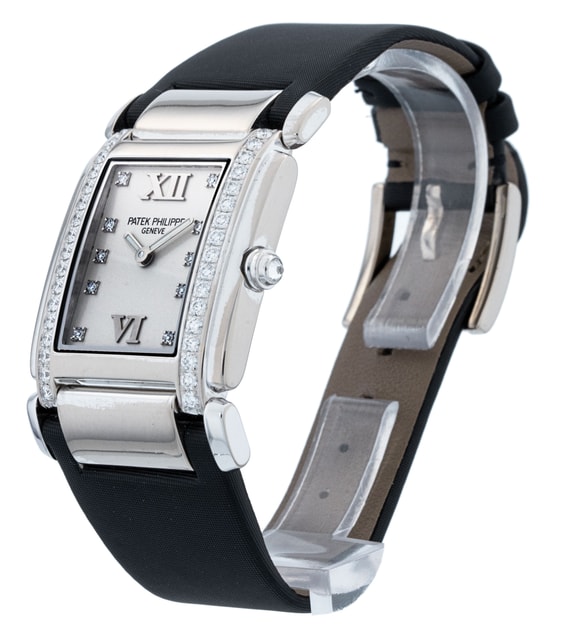 Patek Philippe Twenty-4 4920G-010 Image 2